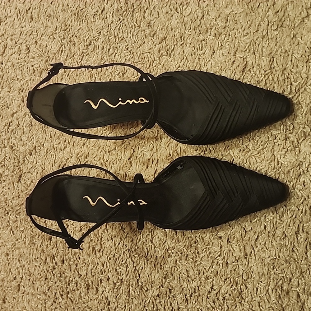 Nina Black Dress Shoe